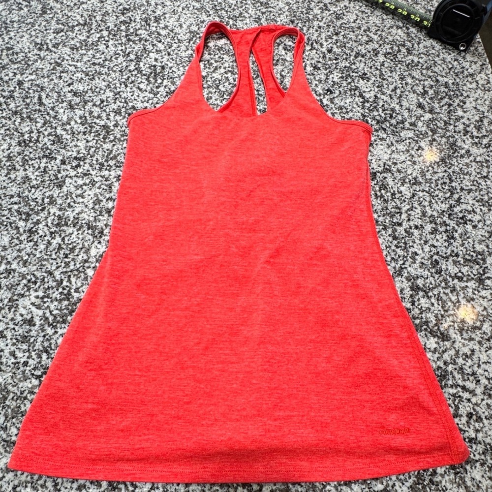 Patagonia Racerback Tank Top Women Medium Red Heathered Stretch Athleisure Gym